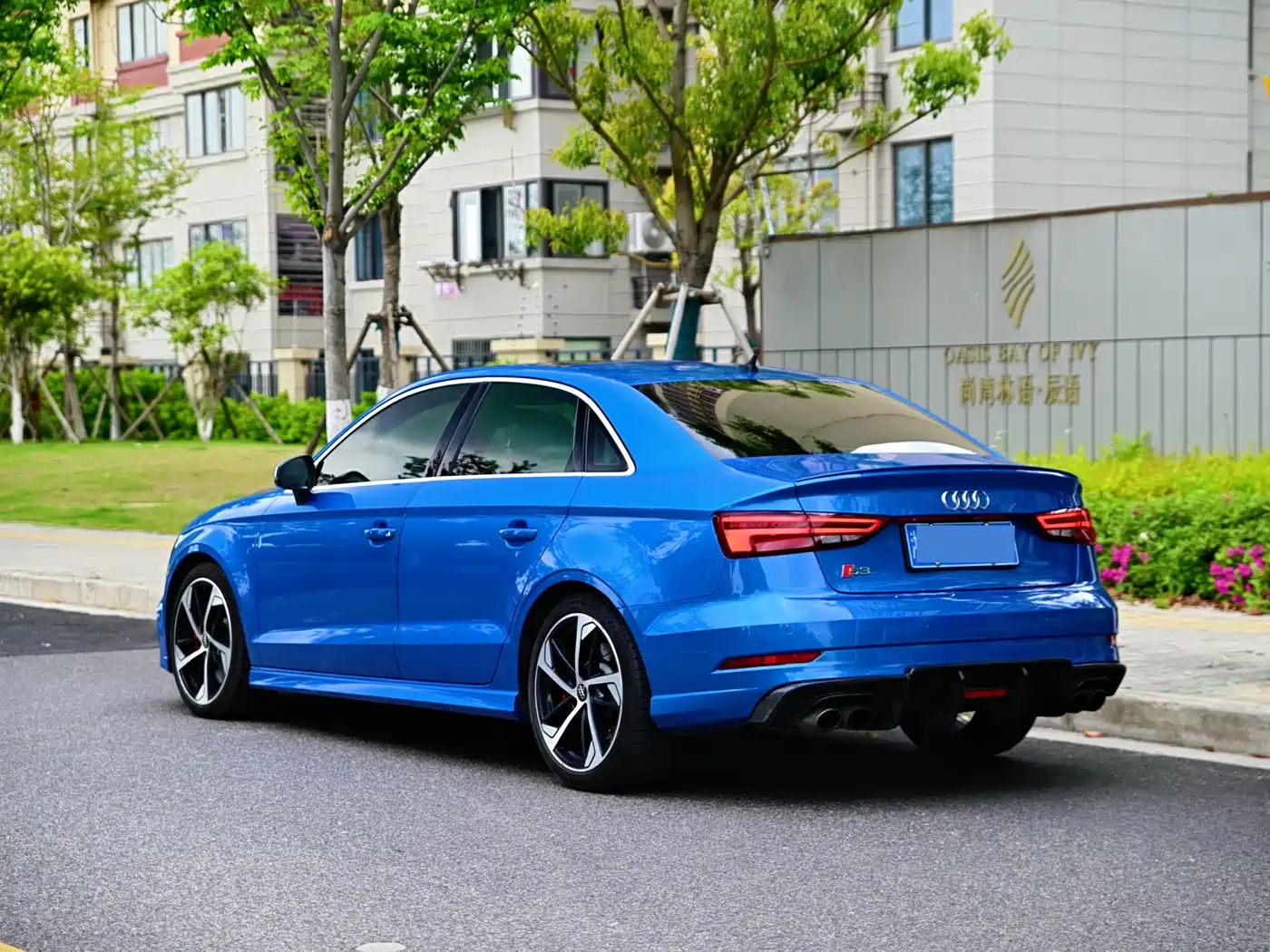 Audi S3 2019 Audi S3 2.0T Limousine фото 5