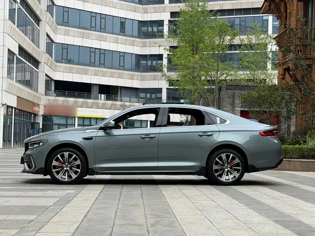 Фото 25 - Geely Preface