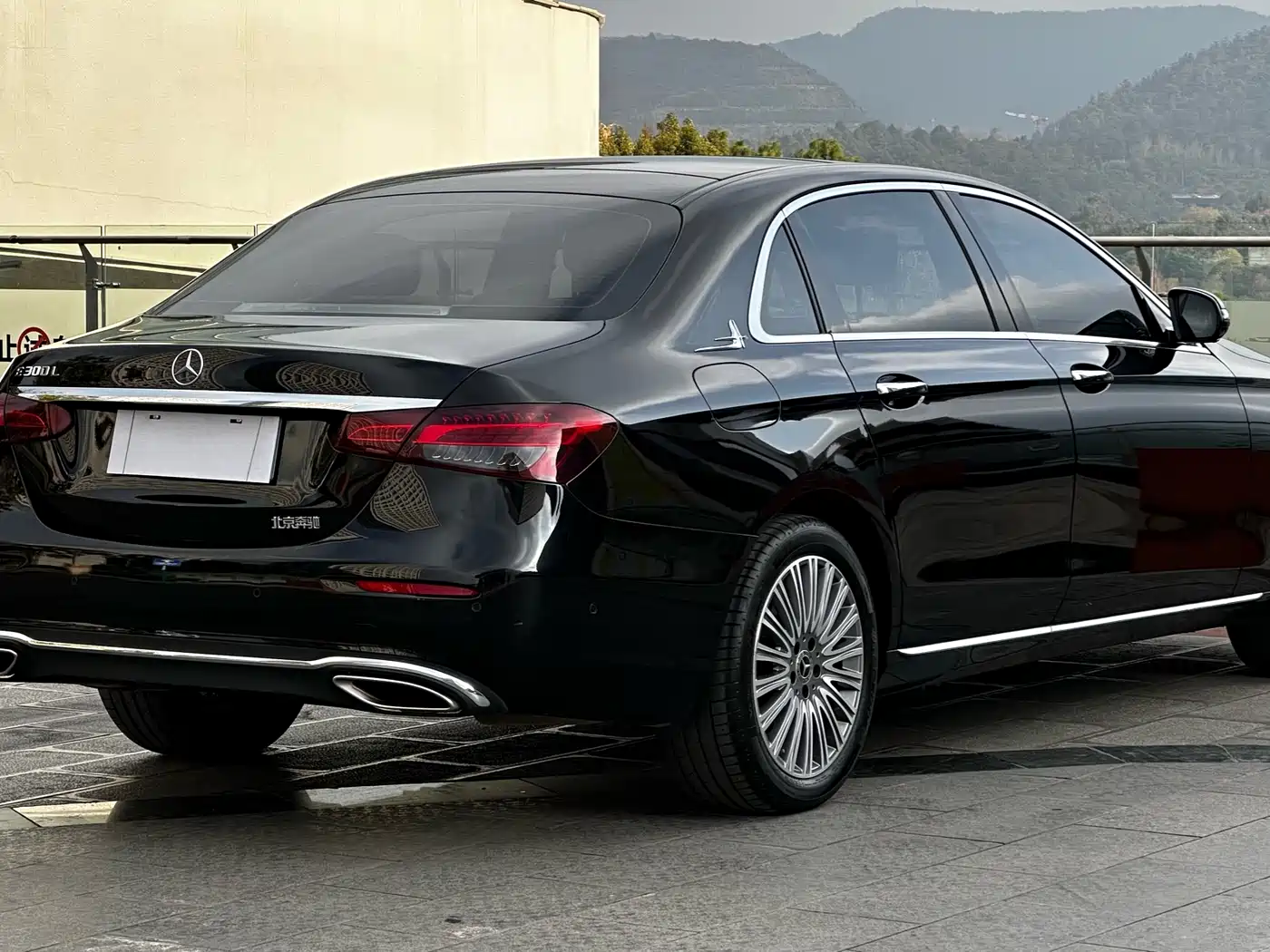 Mercedes-Benz E-Class 2022 Facelift E 300 L Sport Fashion Style фото 11