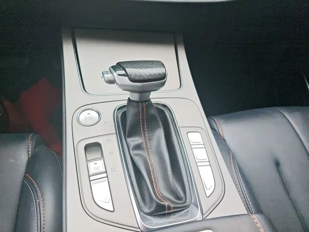 صورة 6 - Changan Oshan X7