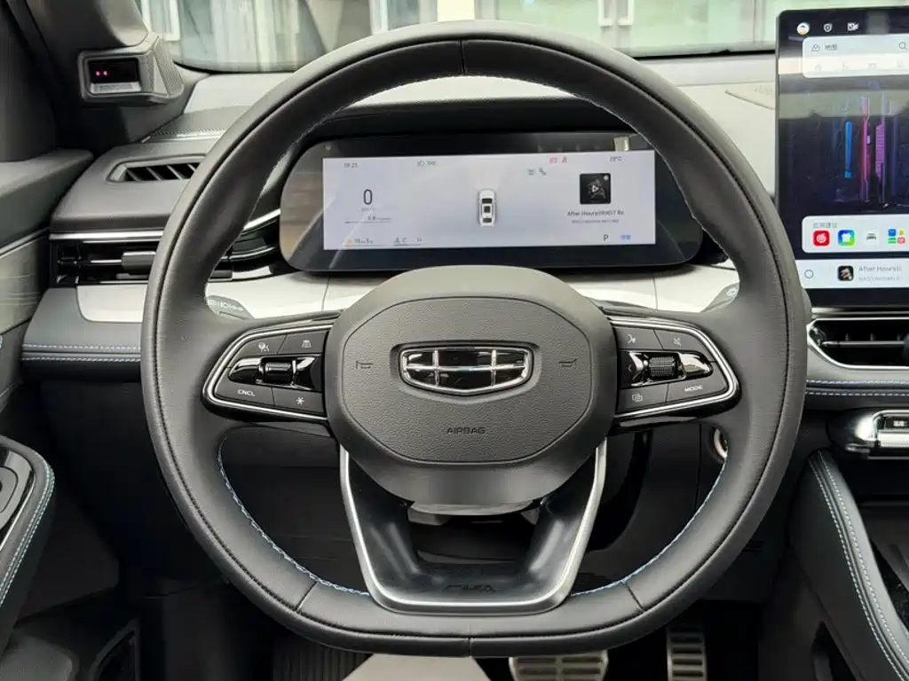 Фото 3 - Geely Preface