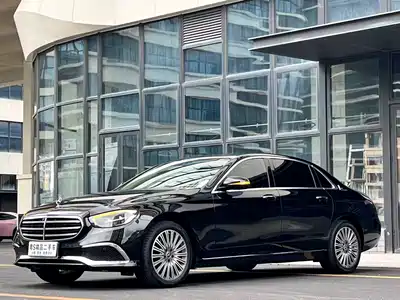 Mercedes-Benz E