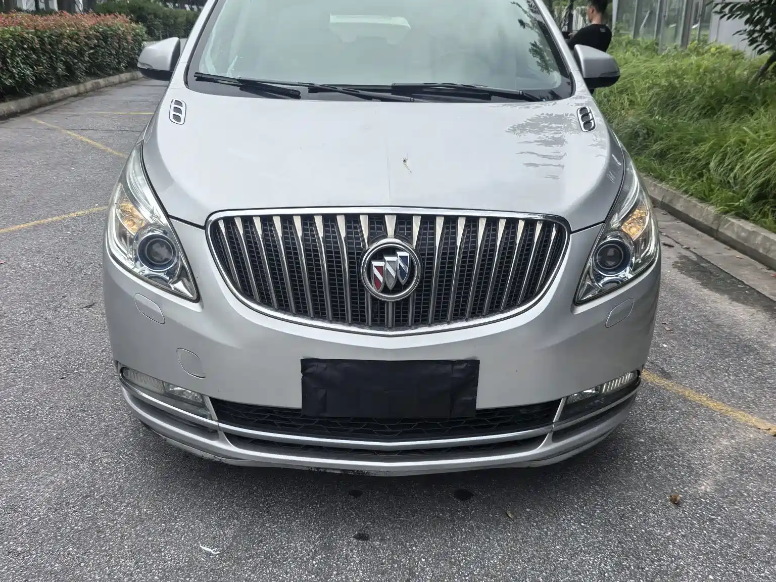 Фото 2 - Buick GL8