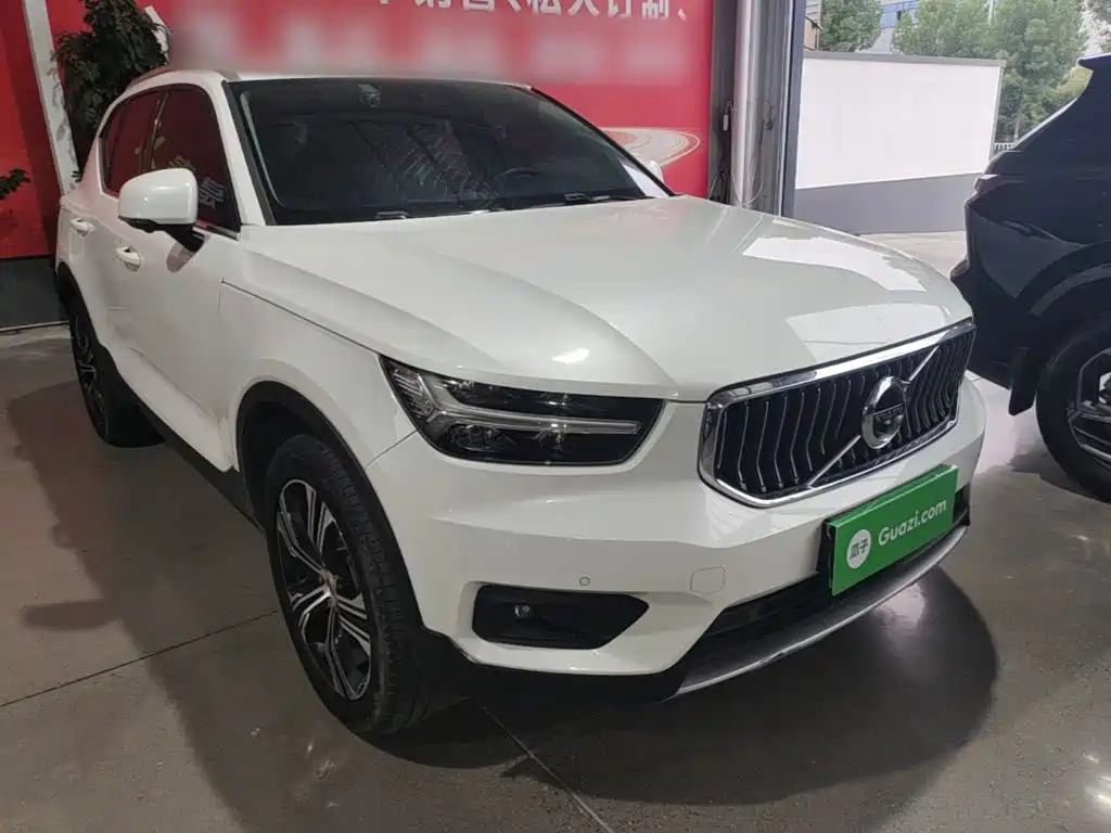 Volvo XC40 2021 2021 T4 AWD Smart Luxury Edition