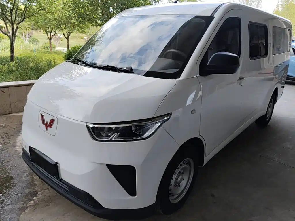 Wuling Motors Wuling Yangguang 2025 2025 400km Bus Comfort Edition