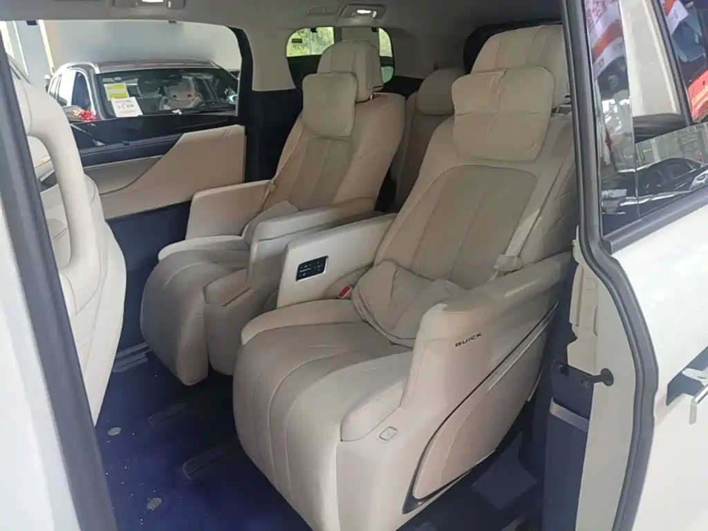 Buick GL8 New Energy 2024 2024 Landglory Luxury Edition 7-Seater