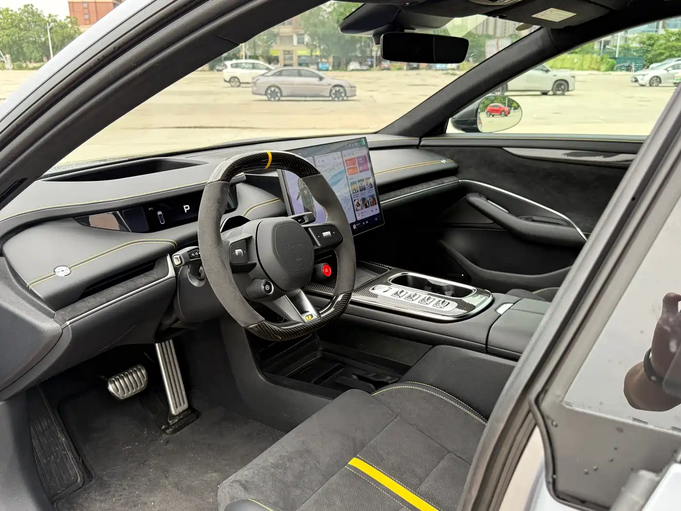 XIAOMI CAR XIAOMI SU7 ULTRA