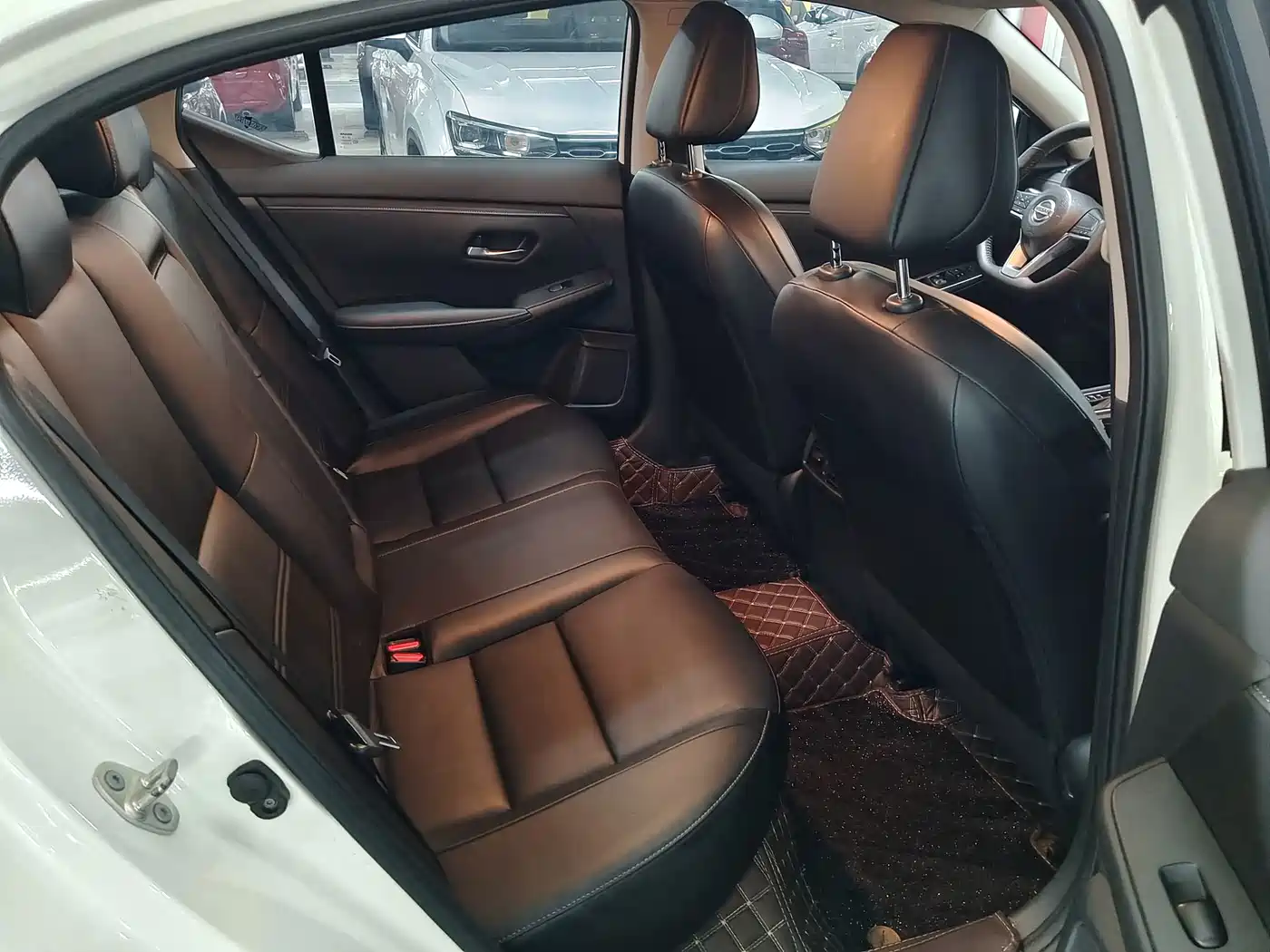صورة 10 - Nissan Sylphy