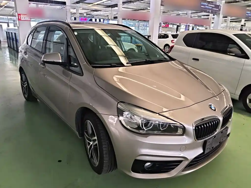 BMW 2 Series Touring 2016 2016 218i Sport Design Package