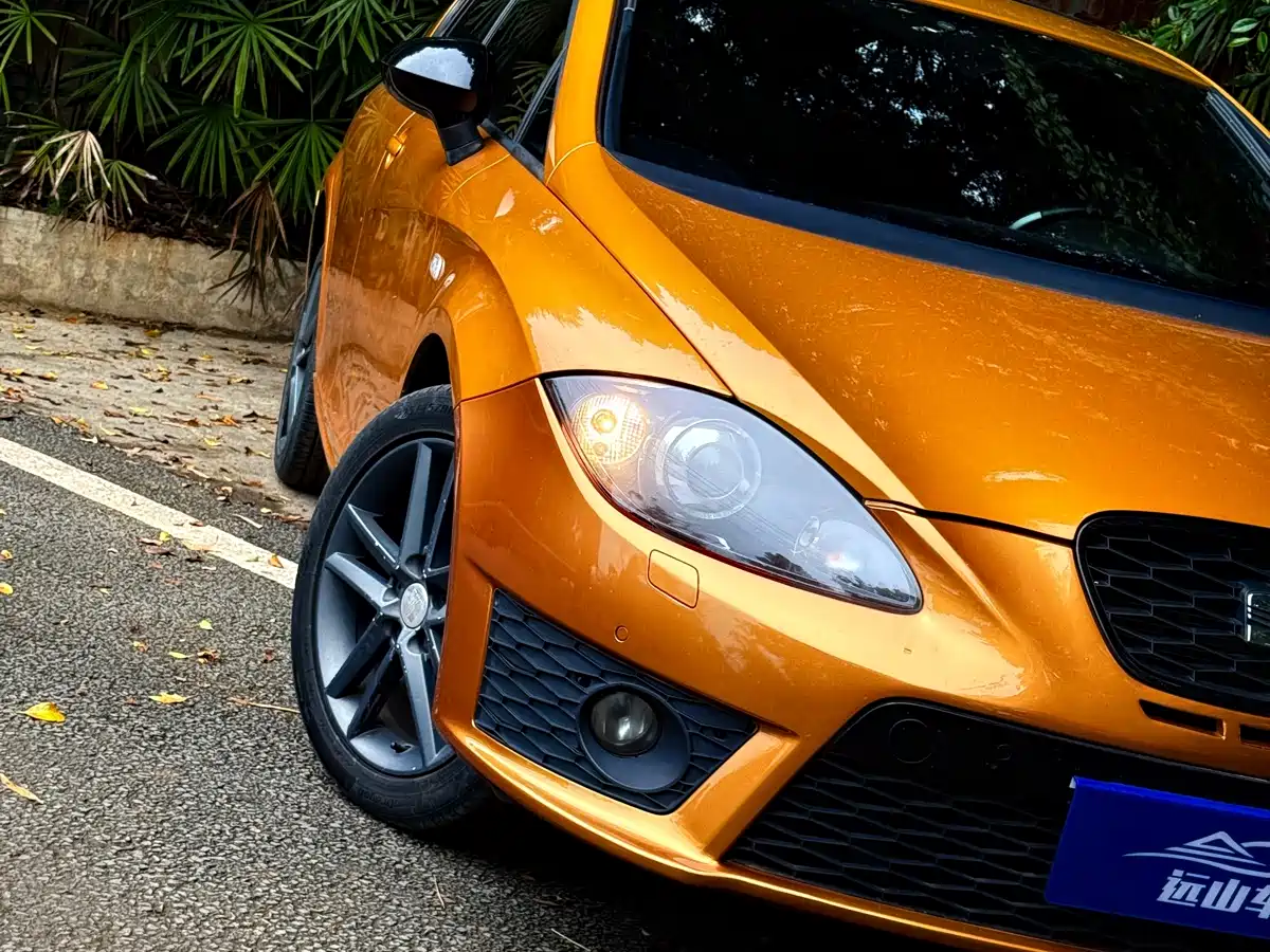 SEAT LEON 2012 2.0TSI CUPRA фото 4