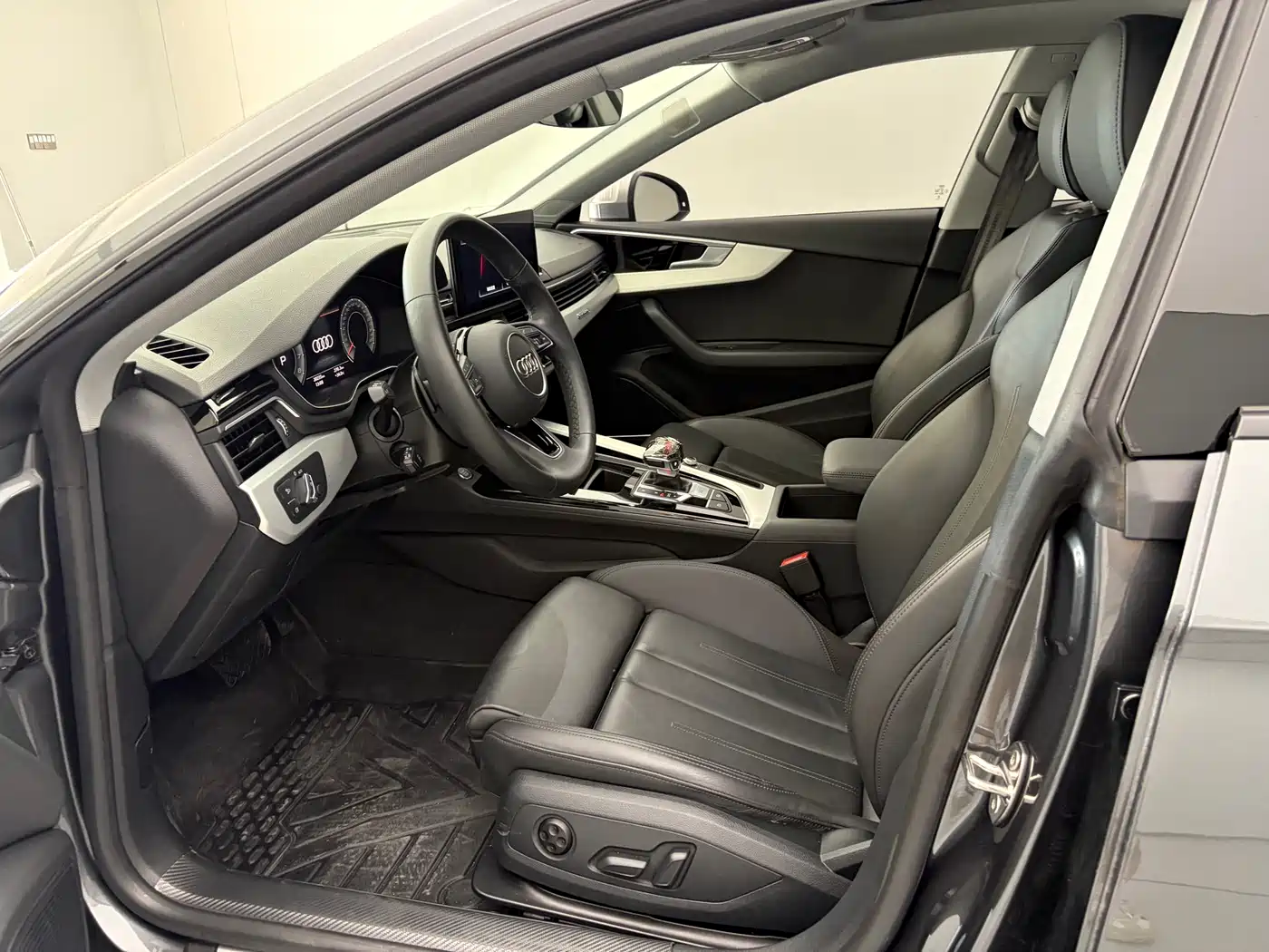 Audi A5 (Import) 2024 2024 Sportback 40 TFSI quattro Luxury Dynamic