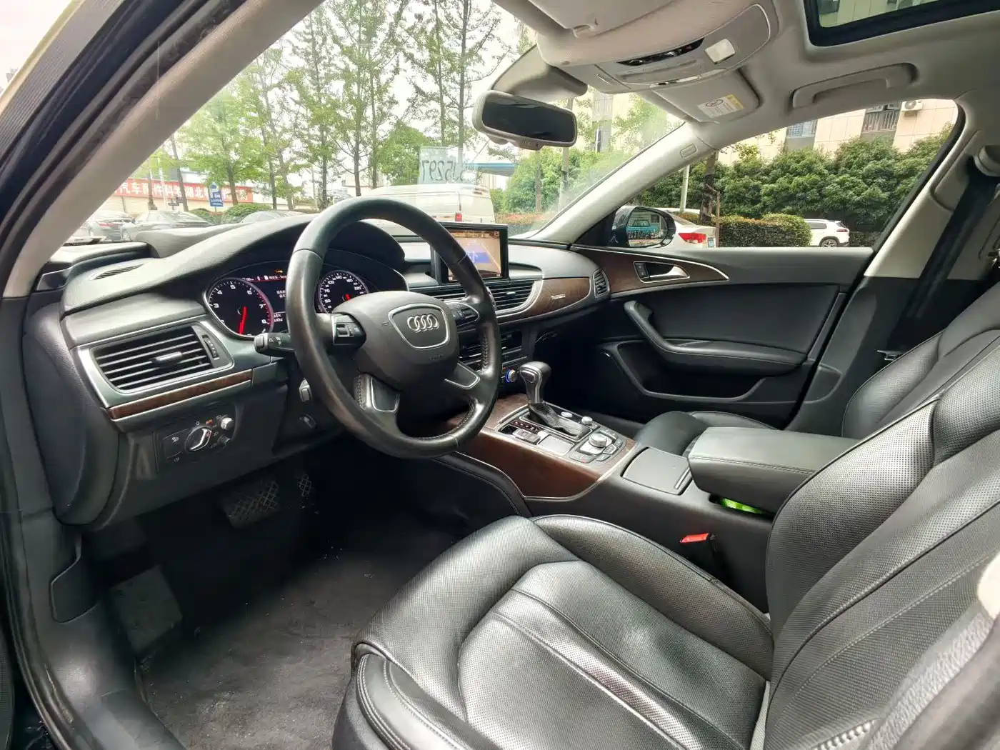 Audi A6L 2014 50 TFSI quattro Luxury фото 4