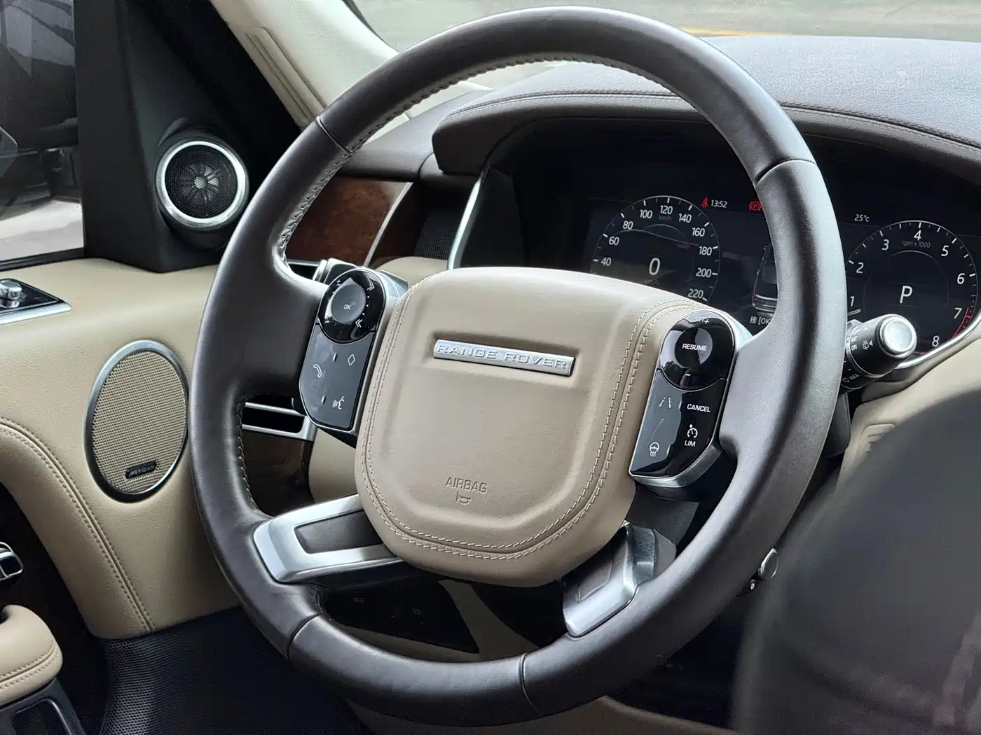 LAND ROVER RANGE ROVER