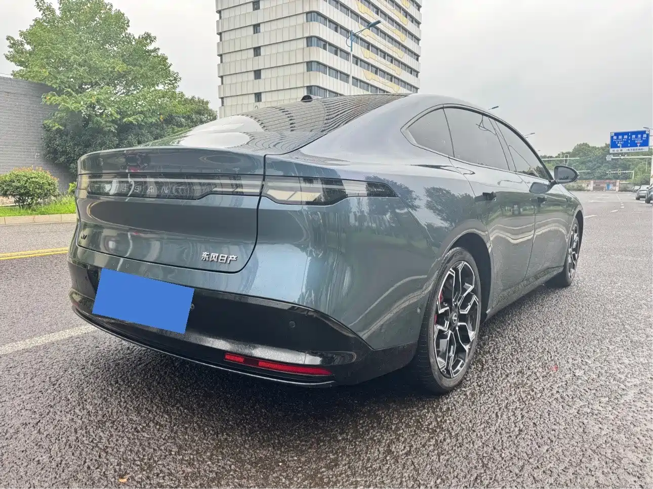 Фото 16 - Nissan N7
