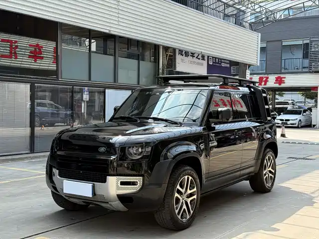 Land Rover Defender 110 3.0T P400, Тёмная спецсерия