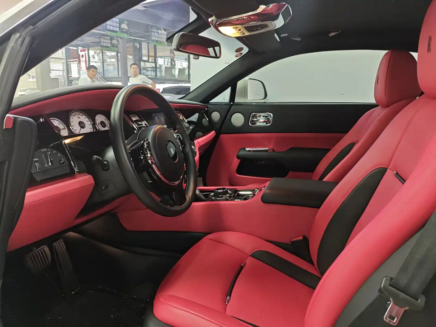 Rolls-Royce Wraith 2015 2013 6.6T Standard