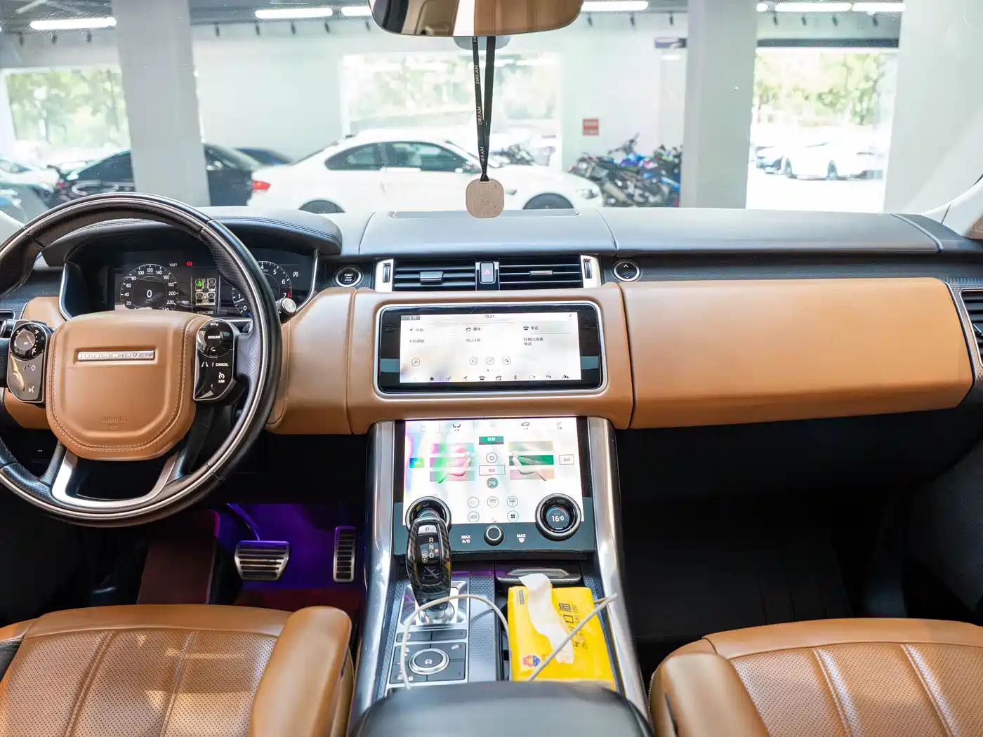 Фото 8 - Land Rover Range Rover Sport