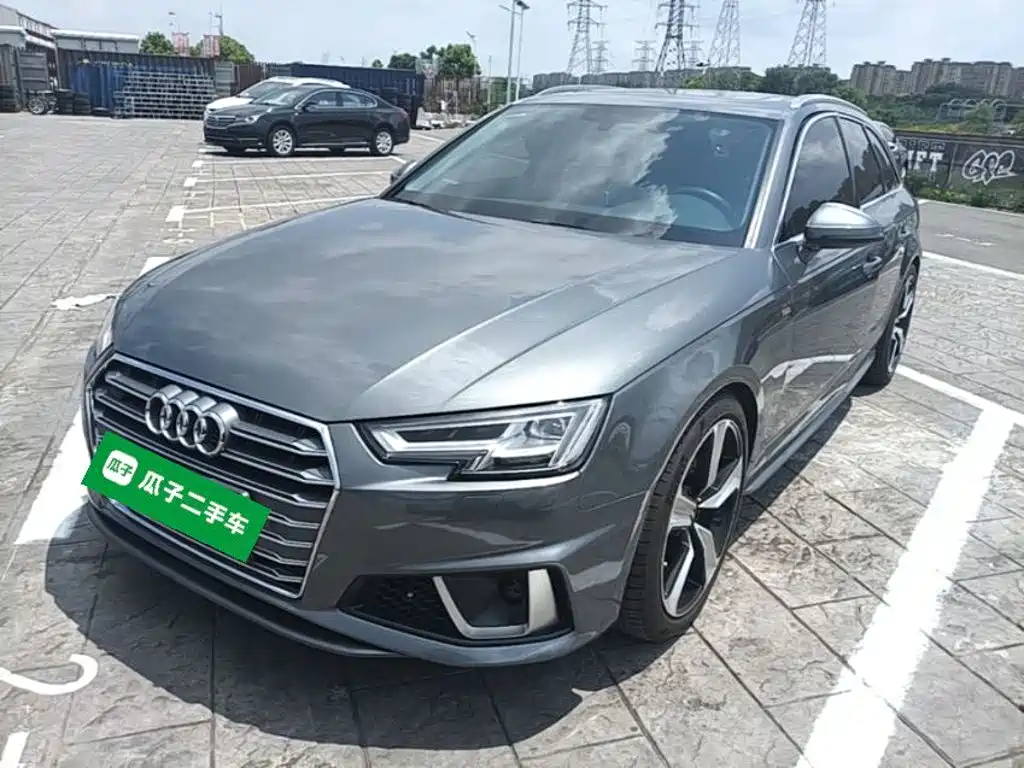 Audi A4 (Import) 2020 2020 Avant Pioneer 40 TFSI Fashion Dynamic