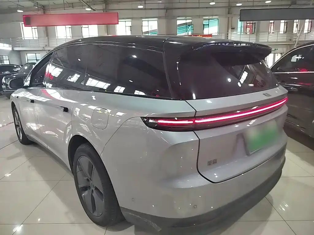 Li Auto Li i8 2025 2025 Standard Edition