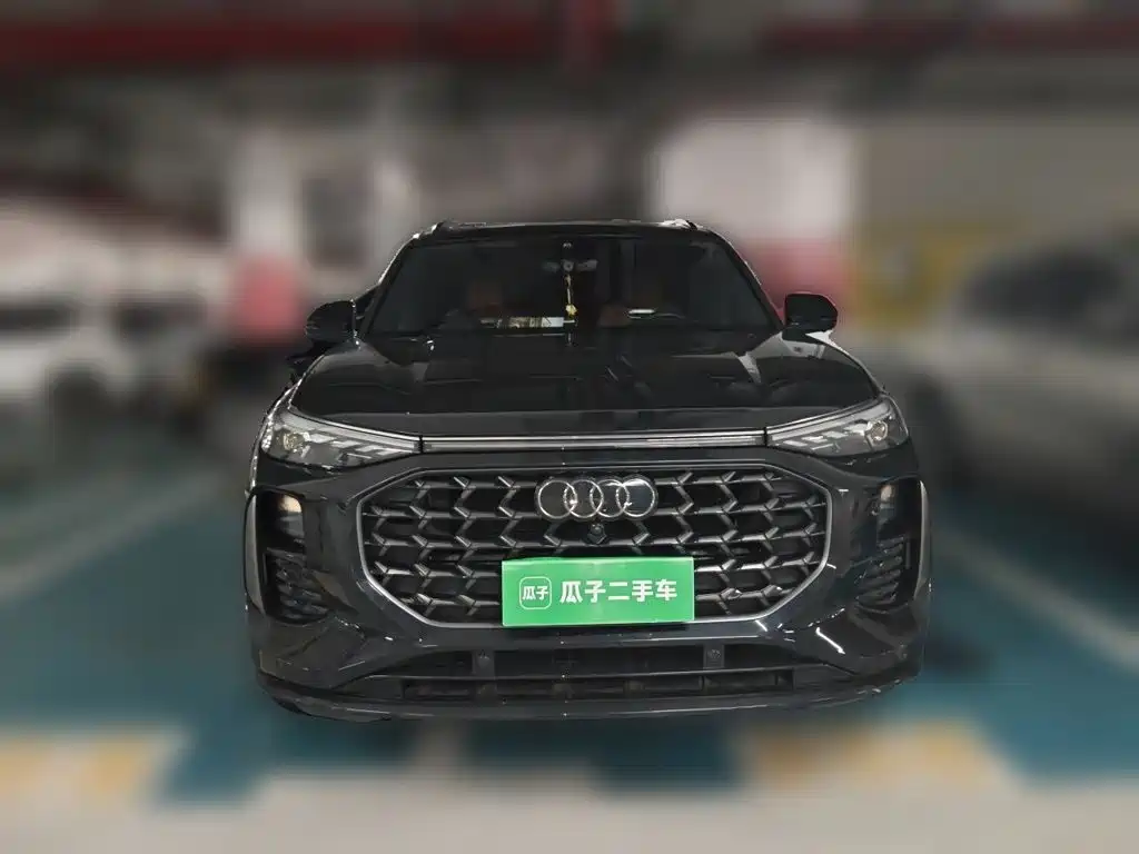 Audi Q6 2024 2024 45 TFSI quattro Black Warrior Edition 6-seater