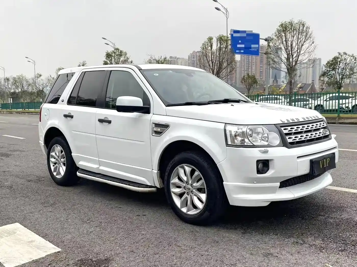 Фото 3 - Land Rover Freelander 2