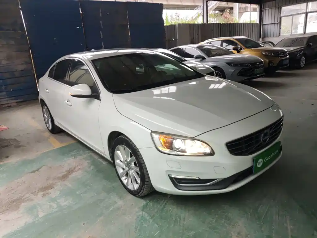 Volvo S60 2014 2014 Volvo S60L 2.0T Zhi Yuan Edition