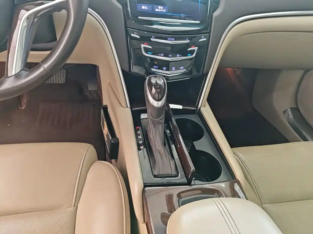 Photo 14 - Cadillac XTS