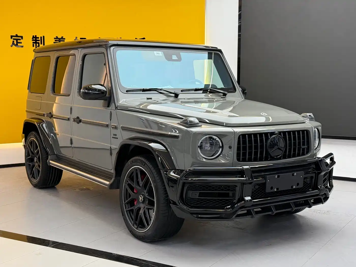 Mercedes-Benz G-Class AMG 2023 AMG G 63 фото 3