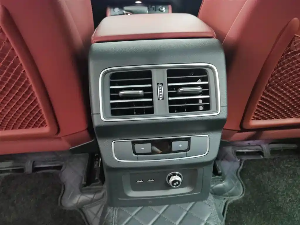 Audi Q5L, миниатюра 16