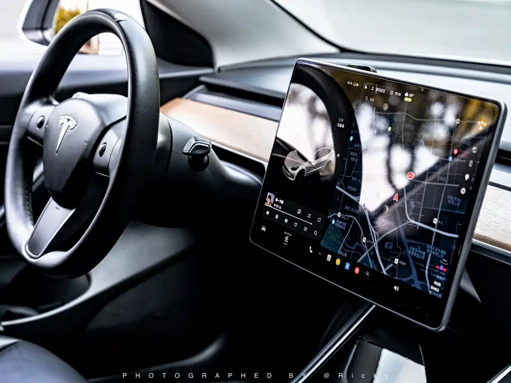 Фото 7 - Tesla Model 3