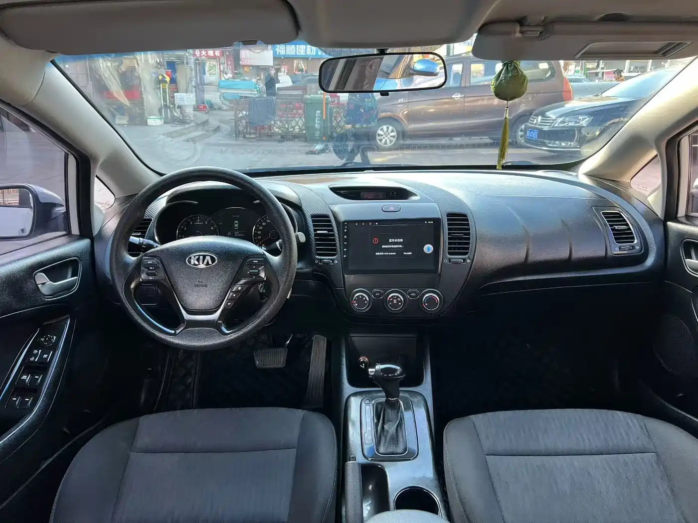 Фото 7 - Kia K3