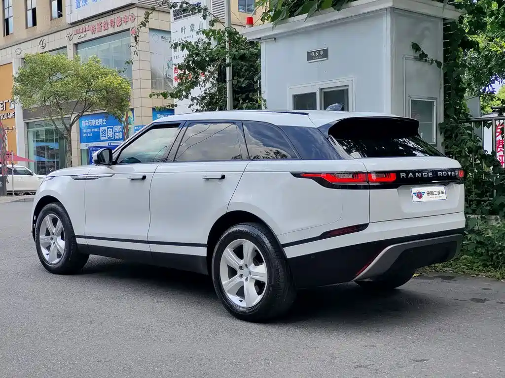 Фото 4 - Land Rover Range Rover Velar