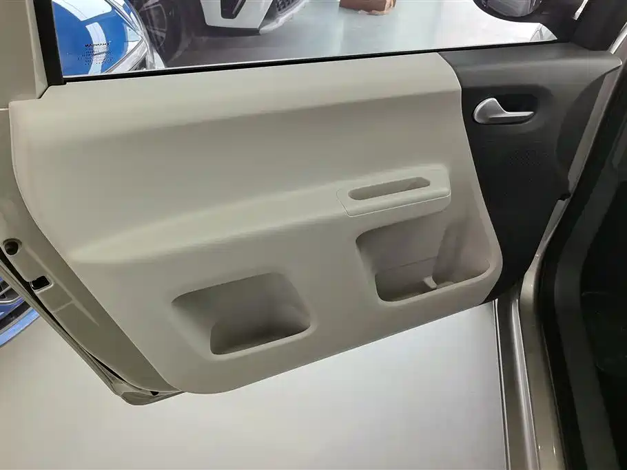 CHANGAN CHANGAN LUMIN