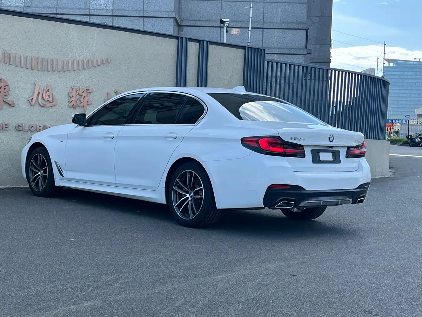 BMW 5 Series 2021 525Li M Sport Package фото 5