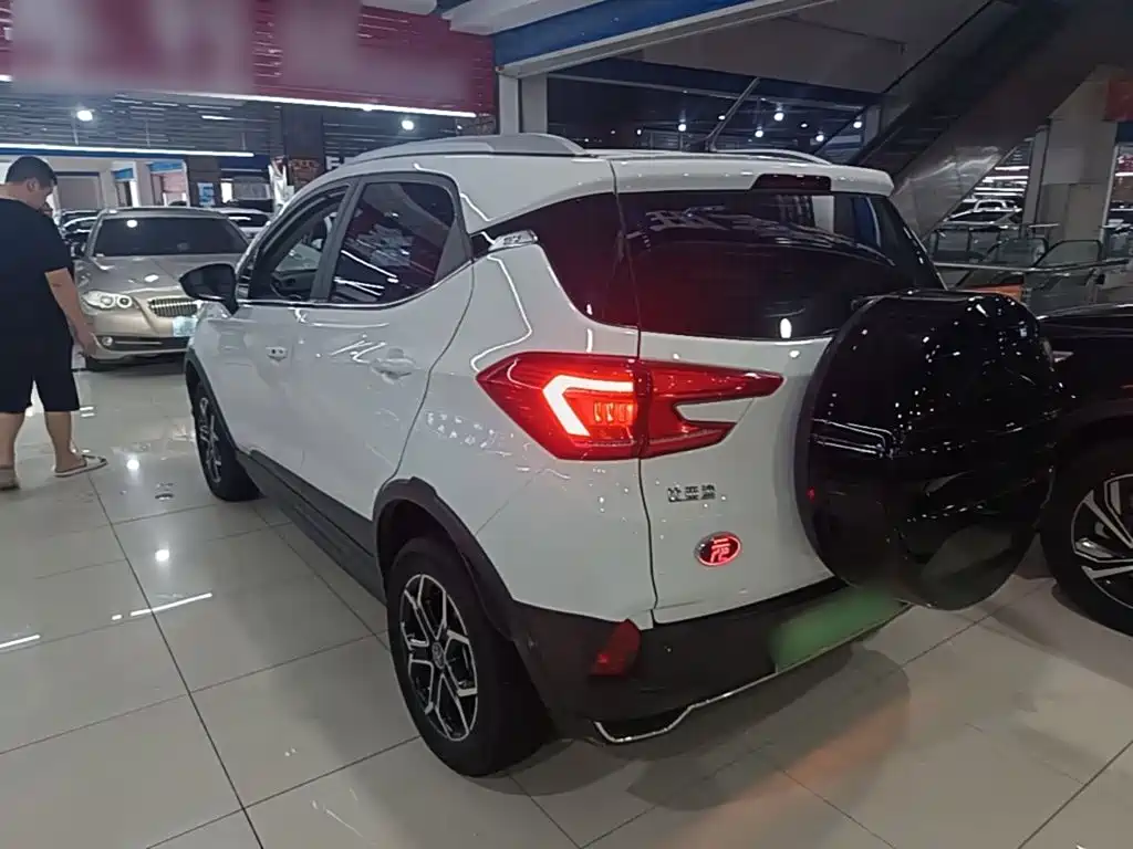 BYD Yuan Pro 2022 2021 401KM Luxury Model