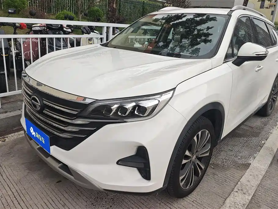 GAC TRUMPCHI GS5