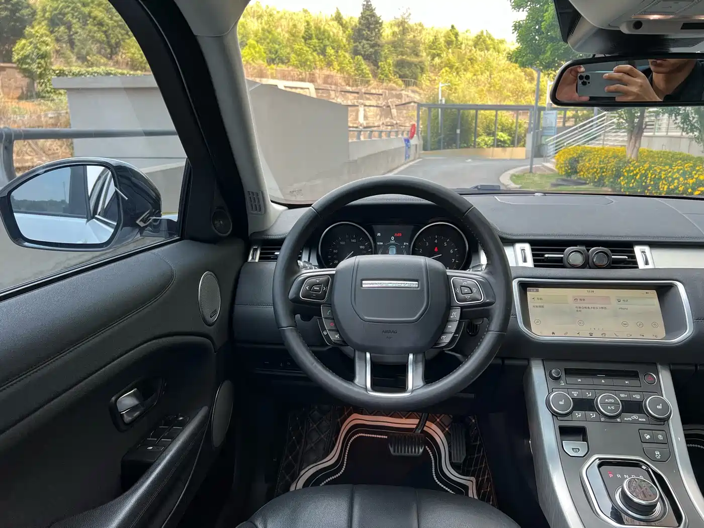 Land Rover Range Rover Evoque 2018 240PS SE Smart Edition фото 8