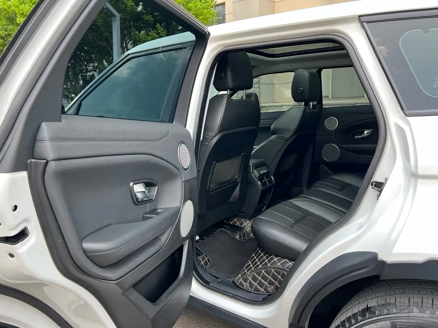 Land Rover Range Rover Evoque 2018 240PS SE Smart Edition фото 35