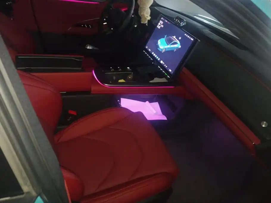 XIAOMI CAR XIAOMI SU7