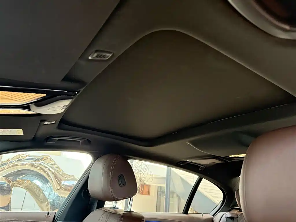 BMW 5 Series, миниатюра 8