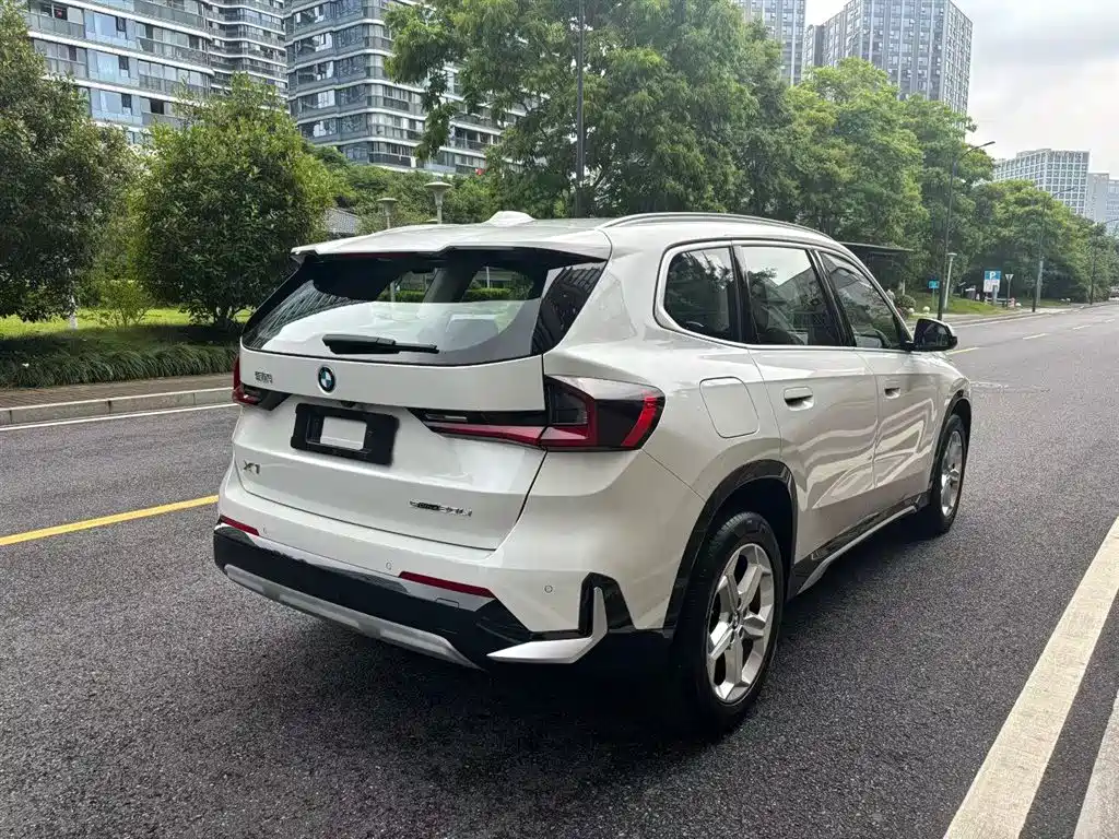 BMW X1 2023 sDrive20Li X Design Package фото 4
