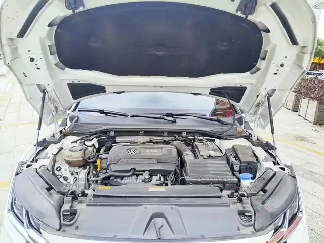 Volkswagen FAW-Volkswagen CC 2023 380TSI Eye-catching Edition — фото 3