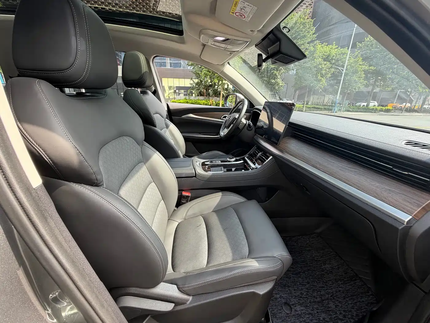Skyworth Auto Skyworth HT-i 2024 2024 1.5L PHEV 115KM Smart Dragon Edition