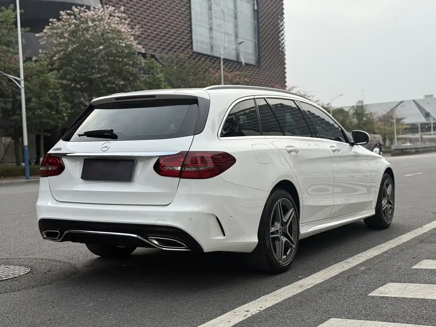 Mercedes-Benz C-Class (Import) 2020 Model C 260 Estate фото 8