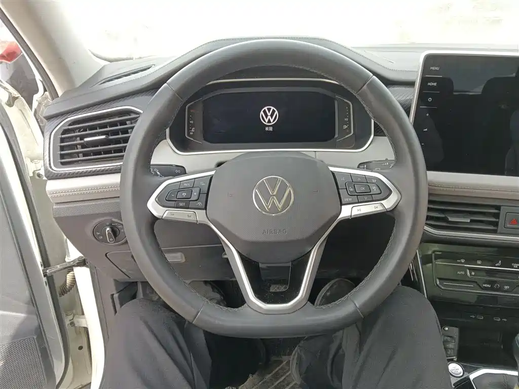 Volkswagen Tayron 2023 300TSI 2WD Luxury Plus Advanced Edition фото 3