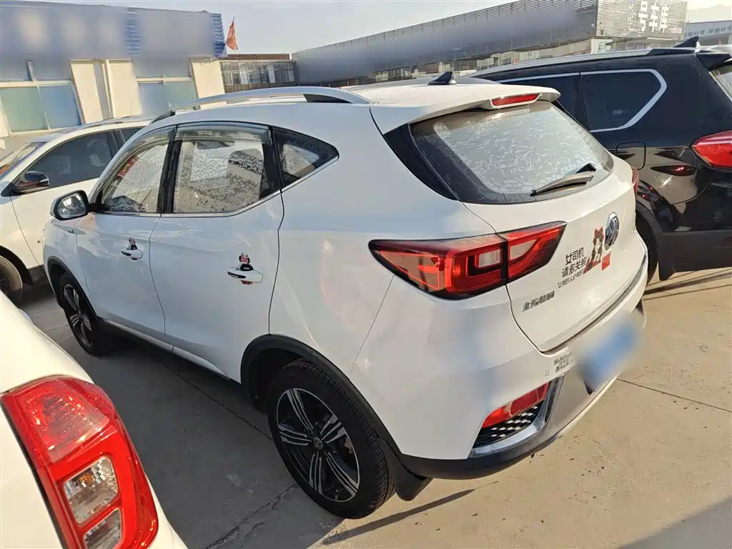 MG ZS 2021 2020 Global Million Bestseller 1.5L Manual with 65-inch Panoramic Sunroof