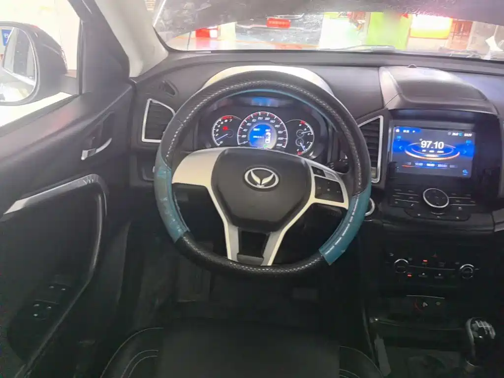 BAIC Huansu S6 2016 2016 1.5T Manual Leading Style
