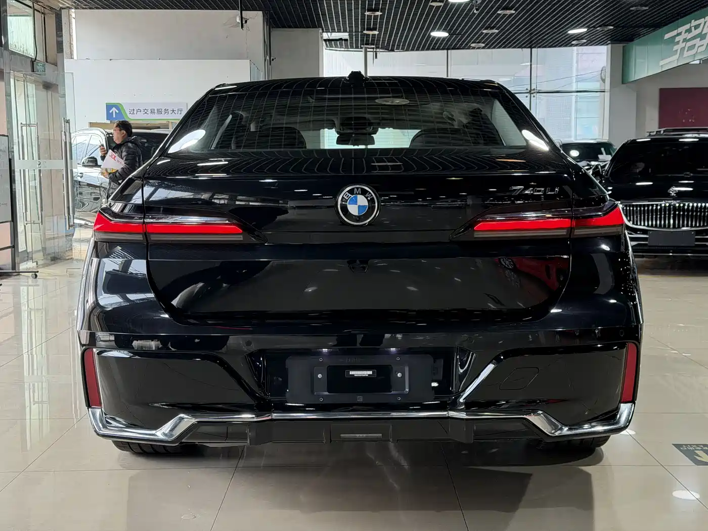 BMW 7-SERIES