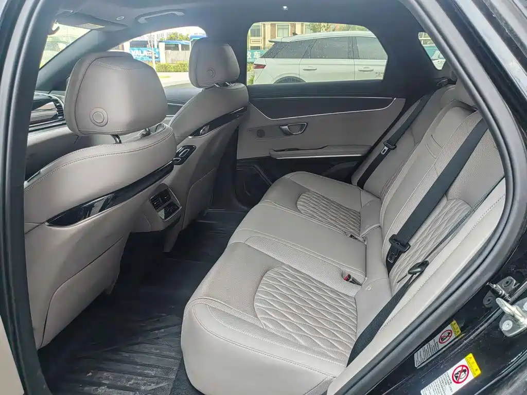 BYD Han 2025 2025 DM-i Smart Driving Edition 125KM LiDAR Flagship