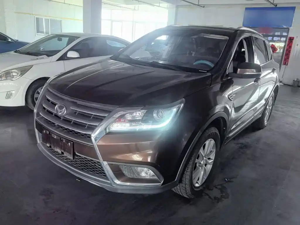 BAIC Huansu S6 2016 2016 1.5T Manual Leading Style